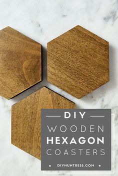 Diy Huntress, Small Woodworking Projects, Hexagon Coasters, Woodworking Classes, Woodworking Workbench, Learn Woodworking, Diy Holz, Wood Working Gifts, Diy Coasters