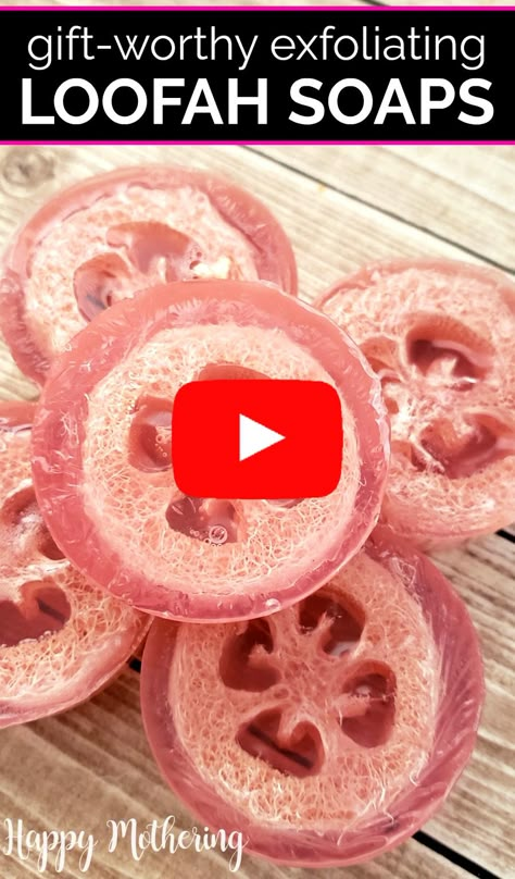 Diy Loofah Soap, Diy Loofah, Loofah Soap Diy, Diy Soap Bars, Handmade Soap Recipes, Luxury Beauty Products, Melt And Pour Soap, Loofah Soap, Beauty Products Gifts