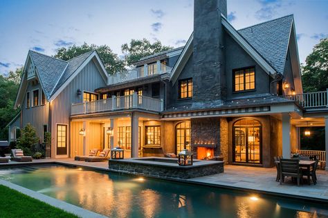 Absolutely gorgeous Belgian farmhouse in New Canaan Modern Farmhouse Backyard, Belgian Farmhouse, Farmhouse Backyard, Farmhouse Exterior Design, Plans Architecture, Vintage Cabinet, Modern Farmhouse Exterior, Modern Barn, Design Exterior