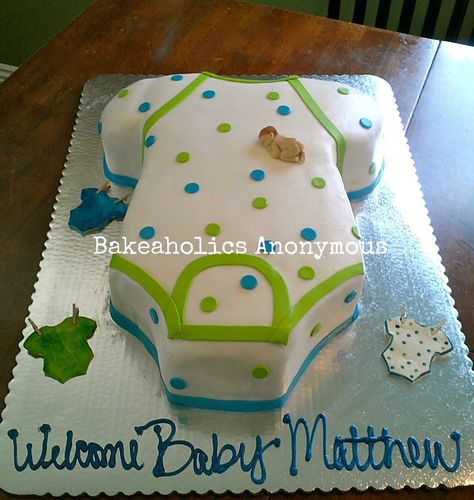 Baby Onsie cake Onesie Cake, Baby Bump Cakes, Baby Onsie, Baby Shower Cakes Girl, Baby Shower Cakes For Boys, Baby Boy Cakes, Shower Bebe, Baby Shower Cookies, Baby Shower Planning