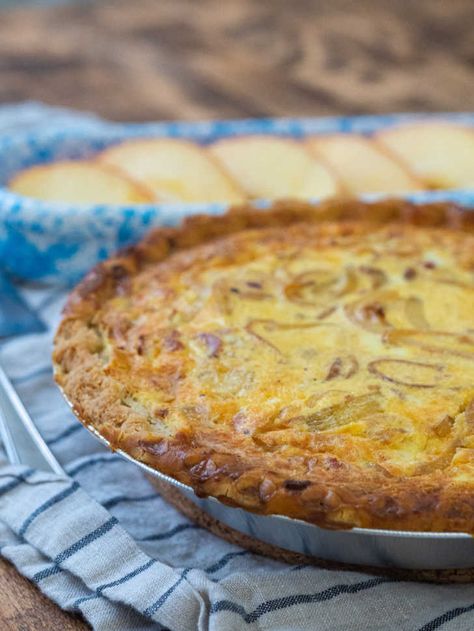 Pioneer Woman Quiche, Cowboy Quiche, Food Network Recipes Pioneer Woman, Quiche Recipe, 12 Tomatoes, Pork Recipe, Egg Dish, Quiche Recipes, Light Lunch