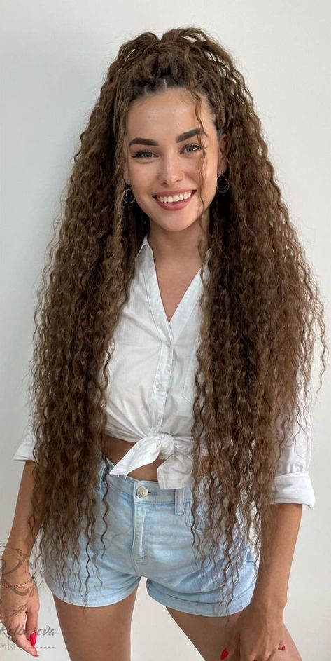 Croche Hairstyles, Long Curly Crochet Hair Styles, Crochet Braid Styles Curls, Long Curly Crochet Hair, Curly Dreads, Rasta Hair, Kanekalon Hair, Curly Extensions, Hair Curling Tips