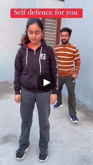 118K views · 7.1K reactions | How to defend yourself in this situation #selfdefensetraining #selfdefence #selfdefensewithbs #kickdefense #girlfighter #trending #save | Selfdefensewithbs | GAWTBASS · Yaruki How To Defend Yourself, Self Defence Training, Self Defense Moves, Self Defense Women, Self Defence, Self Defense, Martial Arts, Defense, Audio