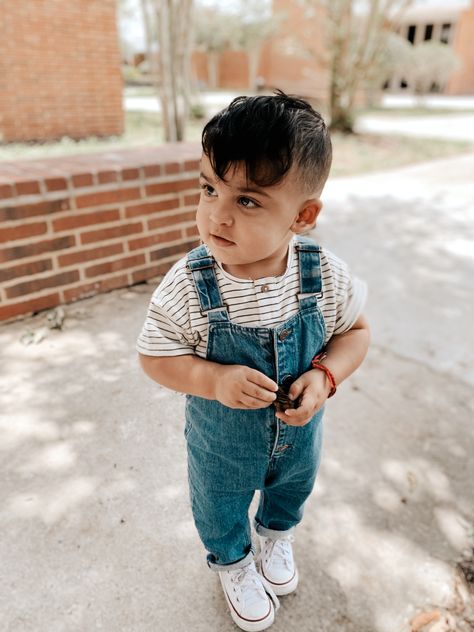 Baby Boy Converse Outfit, Baby Boy Overalls Outfit Fall, Boy Overall Outfits, Toddler Boy Overall Outfit, Outfits With White Converse, White Converse Outfit, Baby In Overalls Boys, Boys Converse, Boy Overalls