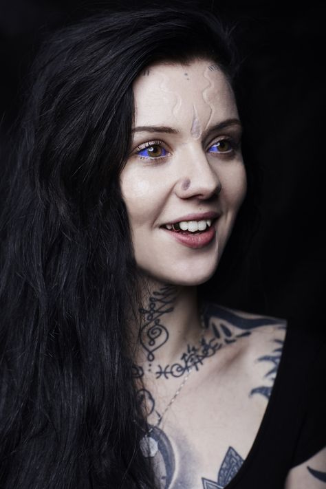 Grace Neutral Tattoo, Neutral Tattoo, Neutral Inspiration, Grace Neutral, Eyeball Tattoo, Unusual Beauty, Tattooed Girls, Scar Tattoo, Tattoo Prices