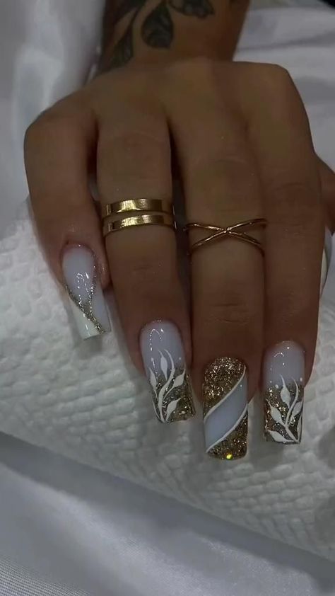 Fancy Nail Art, Manicure Nail Designs, Fancy Nails Designs, Pretty Nail Art Designs, Nail Art Designs Videos, January 3, Pretty Nail Art, Nail Designs Glitter, Elegant Nails