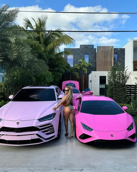 Top Luxury Cars, Girly Car, Dream Cars Jeep, Lux Cars, Lamborghini Cars, Luxury Lifestyle Dreams, Pink Car, Fancy Cars, Super Luxury Cars