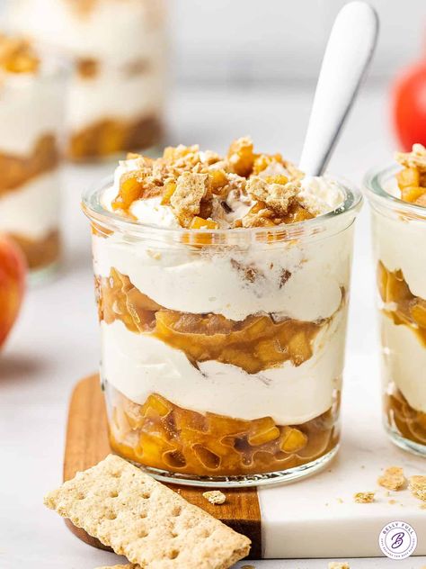 These Apple Pie Parfaits have layers of caramelized apples and homemade whipped cream. An easy and delicious treat for the Fall season or all year round! Food Nanny Recipes, Small Batch Desserts, Streusel Bars, Baked Apple Dessert, Farmhouse Recipes, Caramelized Apples, Apple Cinnamon Bread, Apple Streusel, Apple Pork Chops