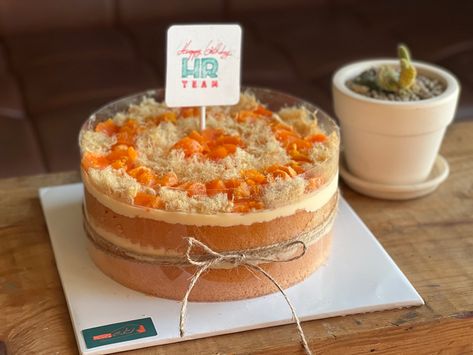 The savory cake that is suitable for breakfast or brunch, which has sponge cake, cheese cream sauce, homemade salted egg yolk and pork floss Pork Floss, Salted Egg Yolk, Egg Cake, Salted Egg, Asian Desserts, Egg Yolk, Cream Sauce, Cheese Eggs, Sponge Cake