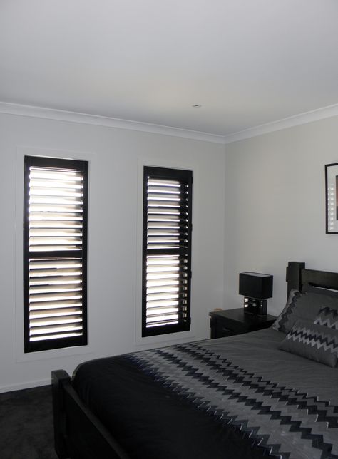 Scandinavian Blinds, Trim On Windows, Shutters In Bedroom, Shutters Bedroom, Black Window Treatments, House Curtains, Black Blinds, Nelson Family, Window Furnishings