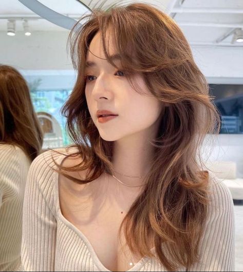 hairstyle and color by Japanese stylist Ryuya Fujijmoto. "Soft layers with color "milky beige"". This is the next style and color I will be requesting for on my next salon visit 😁 Milky Beige Hair, Hairstyle And Color, Beige Hair Color, Beige Hair, Soft Layers, Next Fashion, Healthy Hair, Color Me, The Next