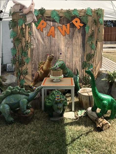 Dinosaur photo booth Dinosaur Party Photo Booth, Dino Photo Booth, Dinosaur Photo Backdrop, Dinosaur Backdrop Ideas, Dinosaur Classroom Theme, Dinosaur Photo Booth, Dinosaur Backdrop, Dinosaur Classroom, Dinosaur Birthday Decorations