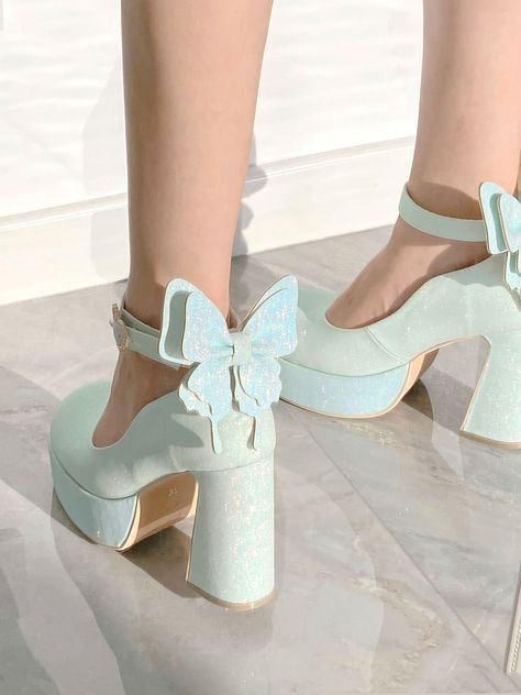 Bling High Heels, Dr Shoes, Shoes Heels Classy, Kawaii Shoes, Cute Dress Outfits, Prom Inspo, Pastel Fashion, Glitter Heels, Heels Classy