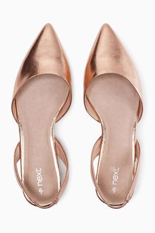 Gold flats Rose Gold Shoes, Rose Gold Accessories, Rose Gold Flats, Metallic Flats, Gold Flats, Gold Shoes, Gorgeous Shoes, Slingbacks, Gold Accessories