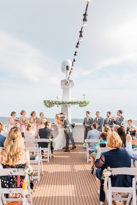 Boat Wedding Reception Yachts, Yacht Starship Wedding, Wedding On Boat, Boat Wedding Decorations, Yacht Wedding Ideas, Boat Wedding Reception, Yacht Wedding Reception, Isle Decorations, Florida Wedding Reception