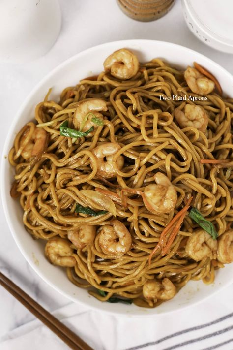 Shrimp Lo Mein | Two Plaid Aprons Vegetable Stir Fry Sauce, Egg Noodle Stir Fry, Low Mein, Shrimp Lo Mein Recipe, Shrimp Lo Mein, Noodles Shrimp, Sheet Pan Shrimp, Pan Shrimp, Lo Mein Noodles