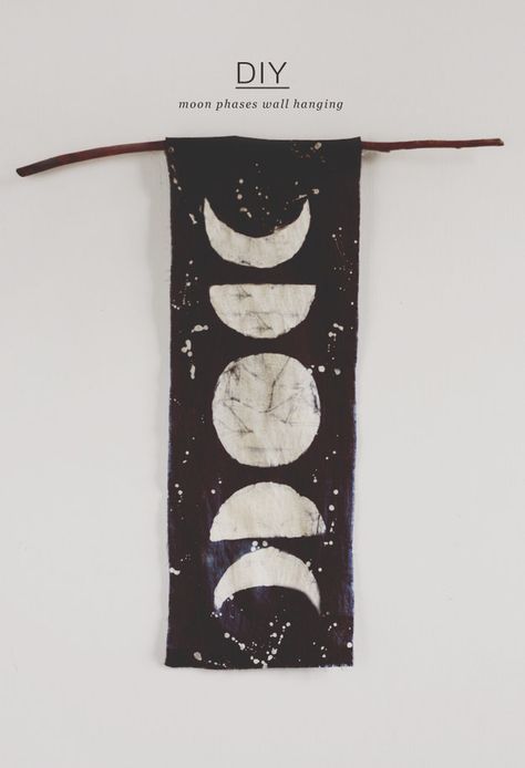 DIY Wall Hangers Diy Moon, Pagan Crafts, Creative Diy Gifts, Witchy Crafts, Cadeau Diy, Crafty Craft, Moon Phases, Diy Inspiration, Trending Decor