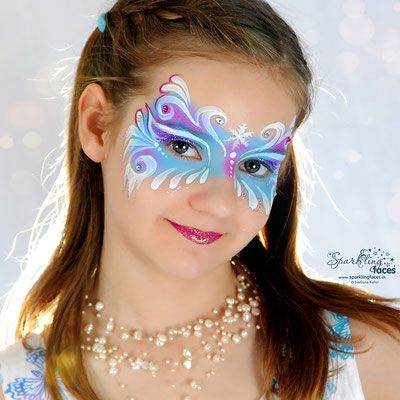 Face Painting Flowers, Eye Face Painting, Face Painting Easy, Smiling Faces, Face Painting Designs, Bright Eyes, Colorful Butterflies, Zurich, Smile Face