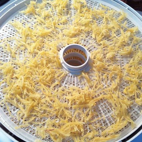 Dehydrating Potatoes For Hashbrowns, Canning Hashbrowns, Dehydrated Hashbrowns Recipes, Dehydrating Potatoes, Frozen Hashbrown Recipes, Buzzfeed Recipes, Dry Canning, Dehydrating Recipes, Dehydrating Food Storage