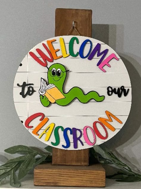 Welcome Sign Front Door For Preschool, Ideas To Decorate A Classroom, Well Come Back To School Board, Circle Teacher Sign, Preschool Decoration Ideas Hanging, Class Door Decoration Ideas Welcome, Interchangeable Classroom Sign, New Session Welcome Board, New Session Welcome Board For School