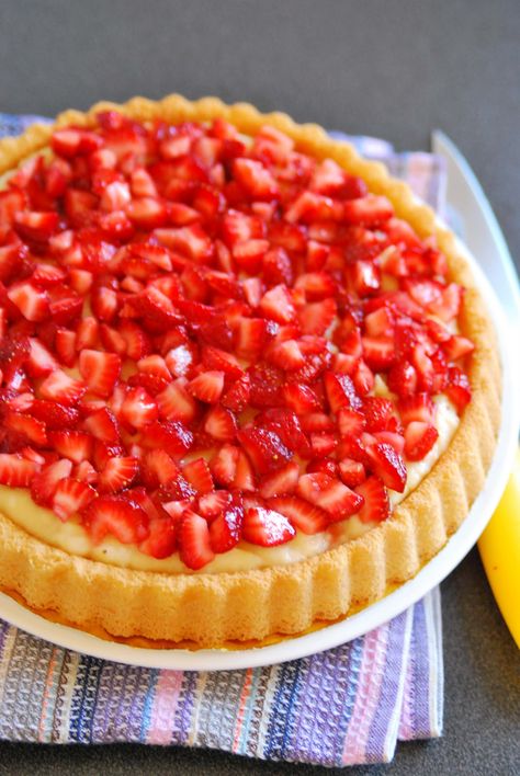 Fruit Flan Recipe, Flan Cakes, Custard Flan, Strawberry Flan, Fruit Sponge Cake, Fruit Flan, Mexican Desserts, German Cookies, Flan Cake