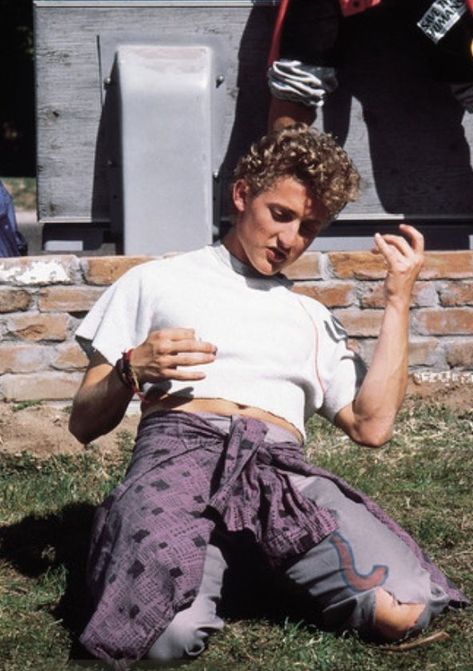 Bill S Preston, Mens Crop Tops, Bill And Ted, Alex Winter, Film Pictures, Film Buff, Lost Boys, Fashion Help, Preston