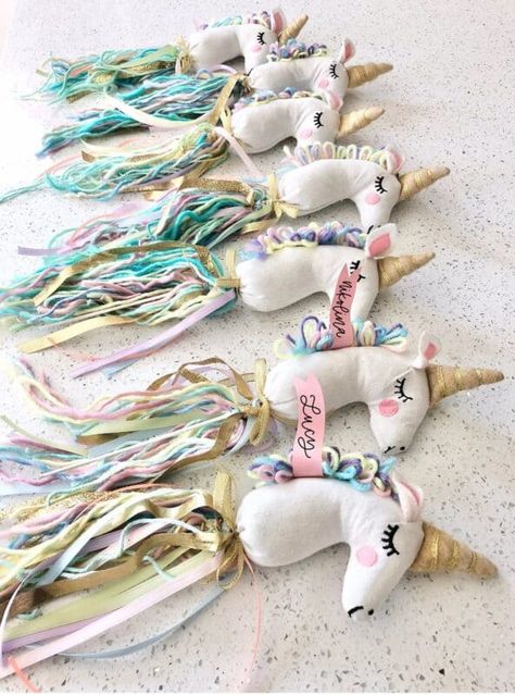 Magical Unicorn Party Ideas + Birthday Inspiration Unicorn Wand, Unicorn Party Ideas, Kids Unicorn Party, Party Ideas Birthday, Unicorn Themed Birthday Party, 5th Birthday Party Ideas, Rainbow Unicorn Birthday, Birthday Inspiration, Unicorn Party Supplies