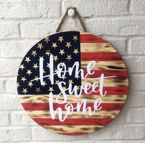 July Door Hangers, Fourth Of July Door Hangers, Flag Door Hanger, Round Door Hangers, Patriotic Door Hanger, Happy Easter Sign, Wooden Snowmen, Round Door Hanger, Door Hangers Diy