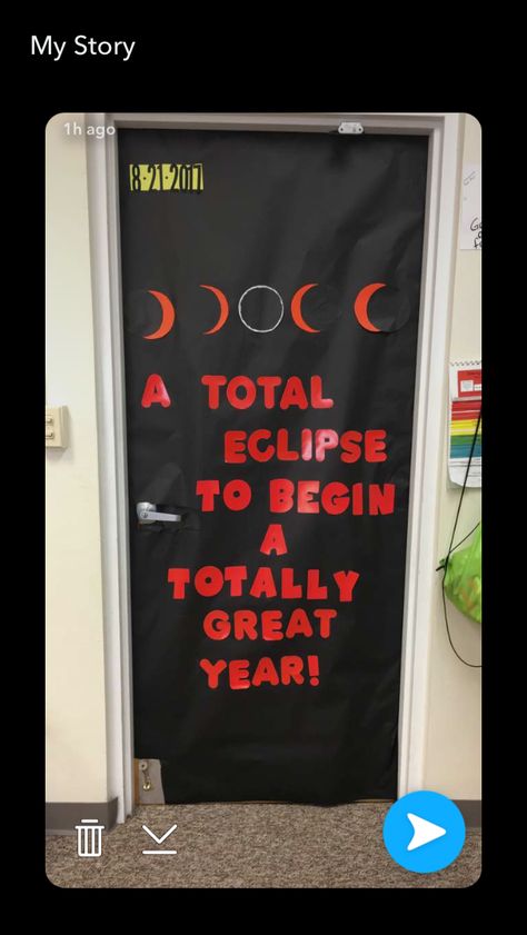 Solar Eclipse Bulletin Board Solar Eclipse Bulletin Board, Solar Eclipse Facts, Earth Science Teacher, Solar Eclipse Activity, Science Bulletin Boards, Solar Eclipse 2017, Teacher Bulletin Boards, Preschool Projects, Elementary Library