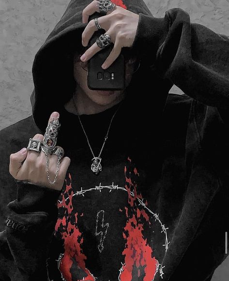 Demon Boy Aesthetic, Cute Jujutsu Kaisen, Eboy Aesthetic Outfits, Eboy Aesthetic, Grunge Boys, Emo Fits, Goth Guys, Goth Boy