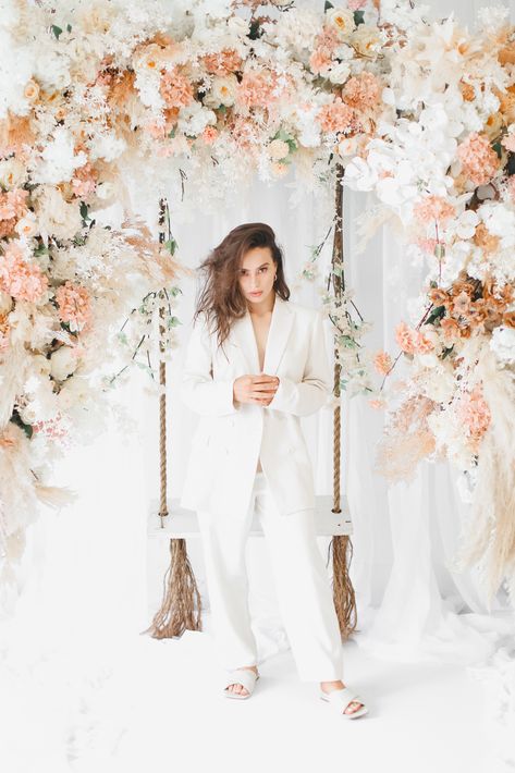 monochromatic flowers bohemian and neutral flowers Flower Arch Photoshoot, Flower Arch Ideas, Pampas Grass Backdrop, Monochromatic Flowers, Neutral Florals, Church Wedding Dress, Grass Backdrops, Inspo Photoshoot, Easter Photoshoot