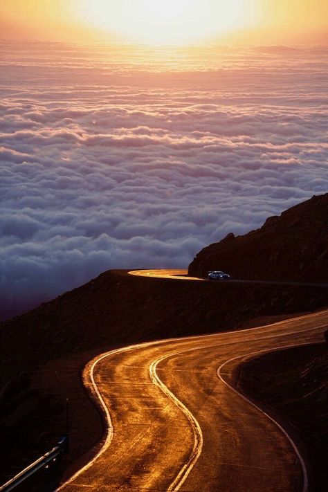 2018 Pikes Peak Hillclimb - An early morning competitor above the clouds at practice for the race #PikesPeakHillClimb #PPIHC #PikesPeak #AmericasMountain Pikes Peak Wallpaper, Rich Mountain Road, Landscape Cars Wallpaper, Driving Down The Highway Aesthetic, Car On Mountain Road, Highway In The Clouds, 4k Pictures, Hill Climb Racing, Pikes Peak Hill Climb