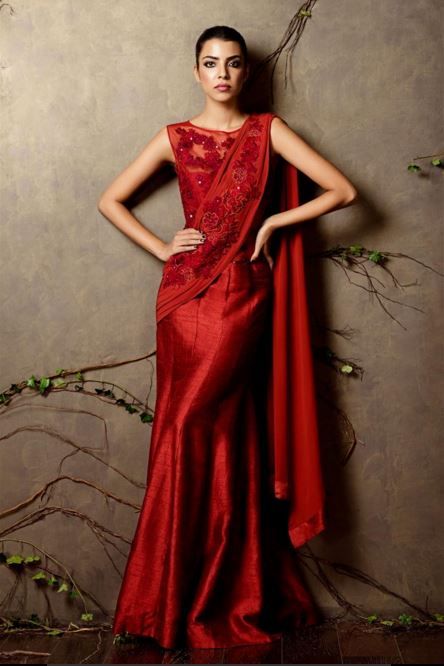 Top 15 Indian Wedding Dresses for Cocktail Party for 2016 Silk Saree Gown, Party Dress Indian, India Dress, Saree Gown, 파티 드레스, Ghagra Choli, Dress Indian, Red Gowns, Cocktail Party Dress