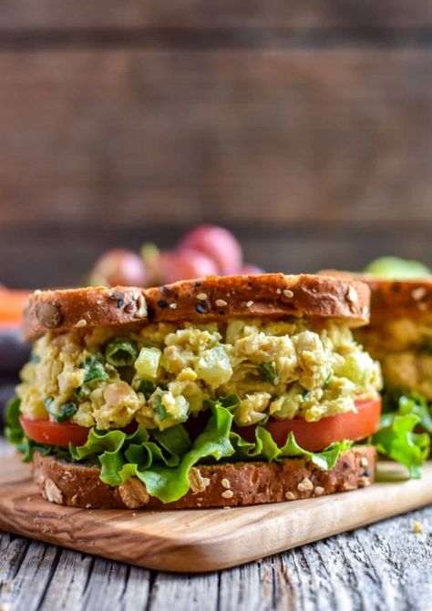 Easy Chickpea Salad Sandwich Recipe (Vegan) - Shane & Simple Easy Chickpea Salad, Microwave Potato Chips, Vegan Chickpea Salad, Vegan Chicken Salad, Turkey Pesto, Eggplant Sandwich, Chickpea Sandwich, Salad Sandwich Recipe, Chickpea Salad Sandwich