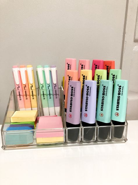 Aesthetic Study Stationary, Pens And Highlighters, Study Materials Aesthetic, Pastel Stationary, Stationery Aesthetic, Stationary Aesthetic, Aesthetic Stationary, Cute School Supplies Pens & Pencils, Highlighter Collection Stationary