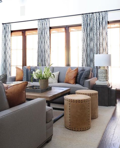 Blackbanddesign Grey Couch, Living Room Drapes, Bright Living Room, Living Room Goals, Coastal Living Rooms, Trendy Living Rooms, Style Deco, Family Room Design, Design Living Room