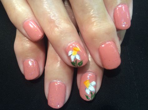 Daffodil Nail Designs, Daffodil Nails, Shellac Nail Designs, Cnd Shellac, Painted Nail Art, Shellac Nails, Flower Nails, Toe Nails, Spring Nails