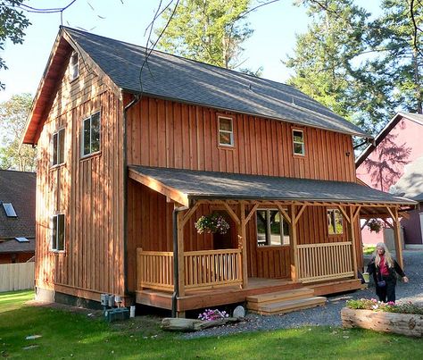 Hillside Cabin, Cheap Cabins, Small Cabins, Two Story House Plans, Diy Shed Plans, Screen Porch, Micro House, Cottage Plan, Shed Homes