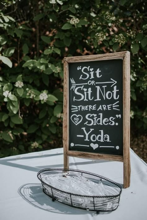 Star Wars Ring, Star Wars Wedding Theme, Nerd Wedding, Nerdy Wedding, Marriage Reception, Star Wars Quotes, Star Wars Wedding, Hippie Wedding, Future Wedding Plans