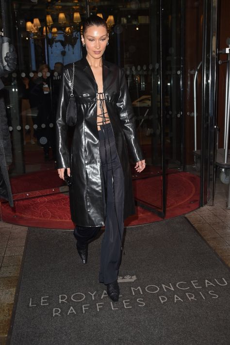 Bella Hadid News, Yolanda Foster, Hotel In Paris, Monochromatic Outfit, Bella Hadid Outfits, Birthday Fashion, Img Models, Street Style Inspiration, Gigi Hadid