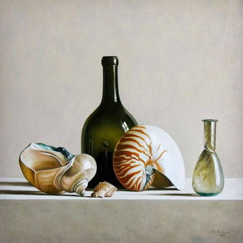 Stefaan Eyckmans. Still life with seashells (Mother of pearl) Seashell Still Life Photography, Seashell Still Life, Shell Still Life, Beach Still Life, Art Summer, Shell Art, Sealife, Still Life Painting, Still Life Photography