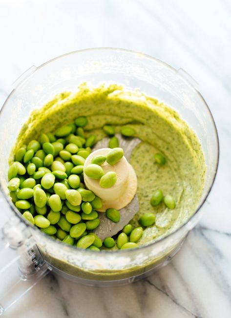 how to make edamame hummus How To Make Edamame, Edamame Hummus Recipe, Edamame Hummus, Edamame Recipes, Vegetarian Kids, Picky Toddler Meals, Cookie And Kate, Healthy Appetizer, Dipping Sauces