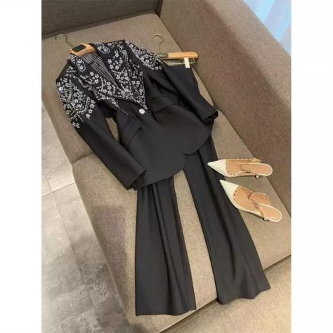 Blazer Co Ord Set Women, Coat And Pants Women Formal, Coat Pant For Women Formal, Crystal Pants, Rhinestone Suit, Business Uniform, Rhinestone Blazer, Woman Successful, Petroleum Engineering