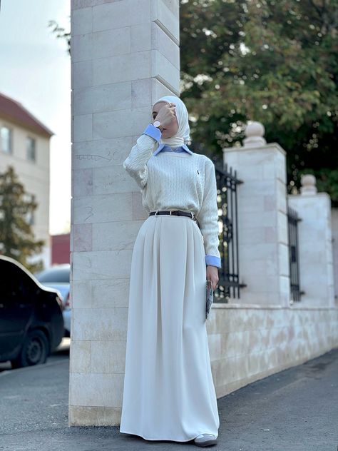 2024 Modest Fashion, Hijabi Classy Outfit, Elegant Outfit Hijab, Hijabi Old Money Outfits, Classy Hijabi Outfits, Hijab Fashion Inspiration Casual Classy, Old Money Hijab Outfit, Elegant Hijab Outfit, Classy Hijab Outfits