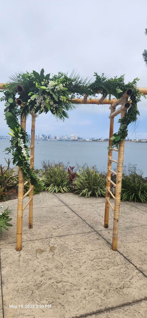 Bamboo Photo Booth, Bamboo Entrance, Tropical Wedding Arch, Bamboo Arch, Tropical Wedding Flowers, Bamboo Poles, Bamboo Frame, Simple Photo, Tropical Wedding