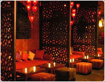 Moroccan Restaurant, Moroccan Lounge, Lounge Interiors, Decoration Restaurant, Rooftop Design, Bar Interior Design, Lounge Lighting, Bar Interior, Lounge Design