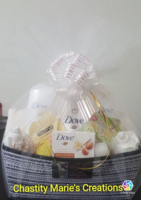 Dove Birthday basket Basket Centerpieces, Birthday Basket, Gift Baskets, Crafts For Kids, Baskets, Birthday, Gifts