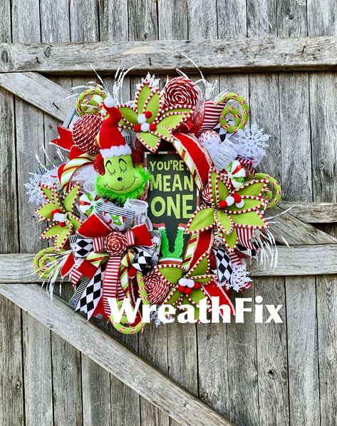 Green wreath decor