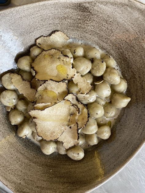 Frech Restaurant, Delicious Gnocchi with Truffle Sauce Truffle Gnocchi, Restaurant Fine Dining, Truffle Sauce, Blue Lobster, Creative Cooking, Dining Restaurant, Michelin Star Restaurant, Berries Recipes, Cannes France