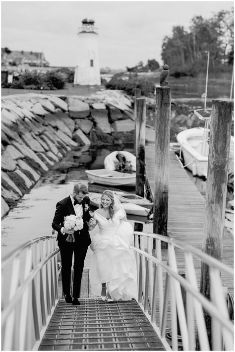 Nonantum Resort Wedding | Jill & Wes | Kennebunkport Maine - Maine Wedding Photographer :: Casey Durgin Photography Maine Coastal Wedding, Christmas Prelude Kennebunkport, Maine Flowers, Kennebunk Maine, Kennebunkport Maine Wedding, Kennebunkport Wedding, Regatta Place Newport Wedding, Gurneys Newport Wedding, Maine Coastline